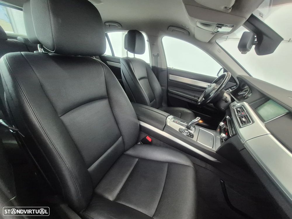 BMW 730 d xDrive - 22