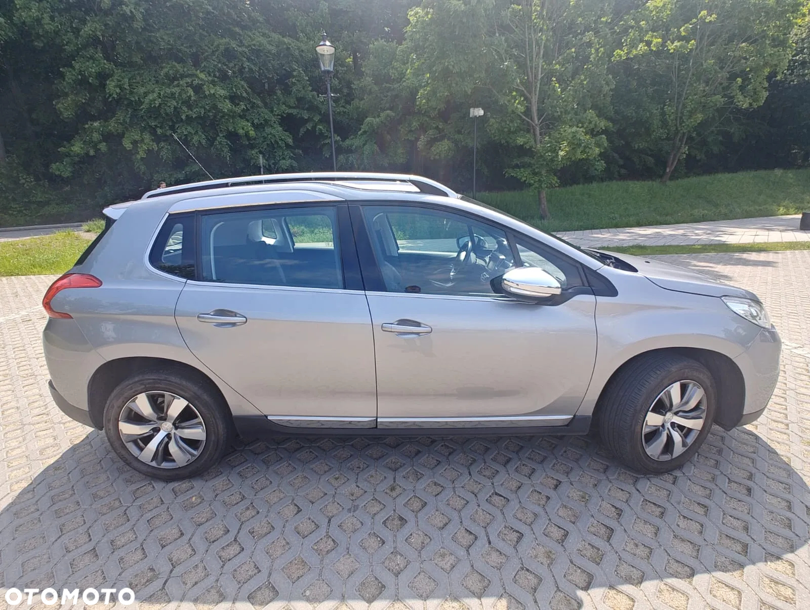 Peugeot 2008 PureTech 130 Allure Pack - 6