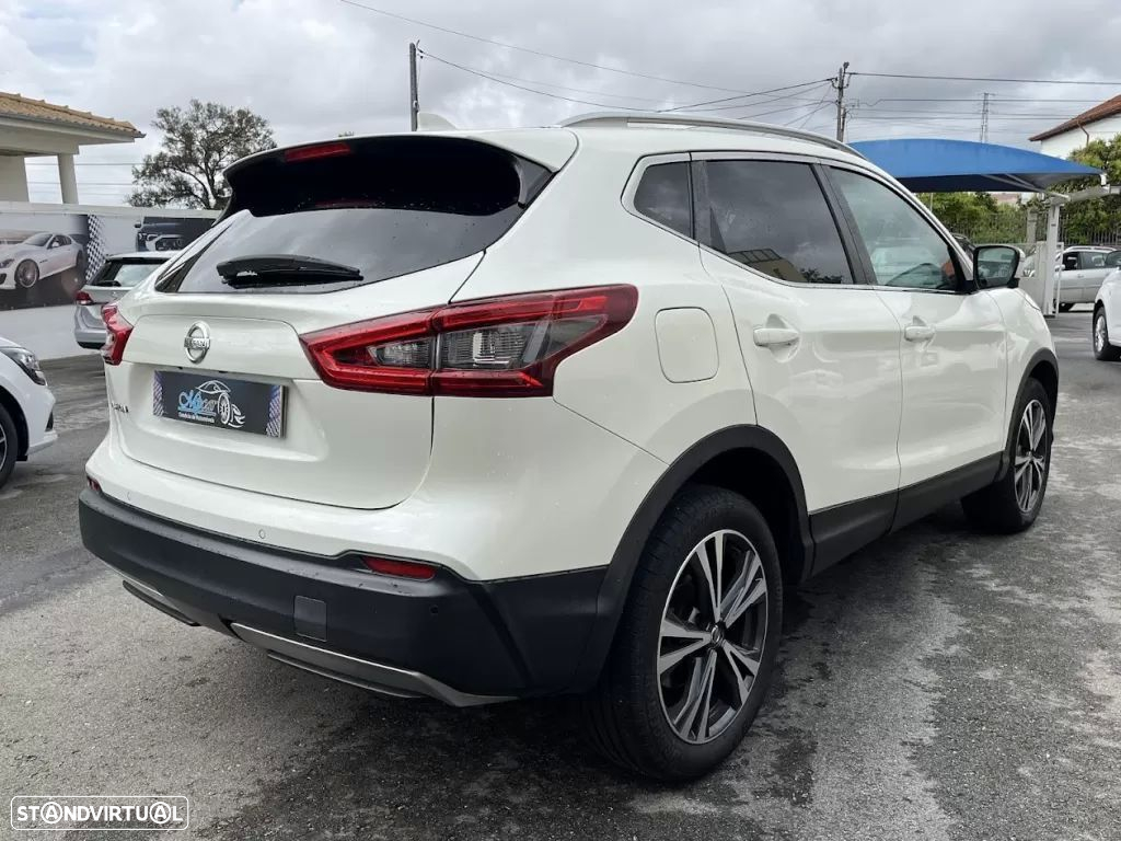 Nissan Qashqai 1.5 dCi N-Connecta 18 - 5