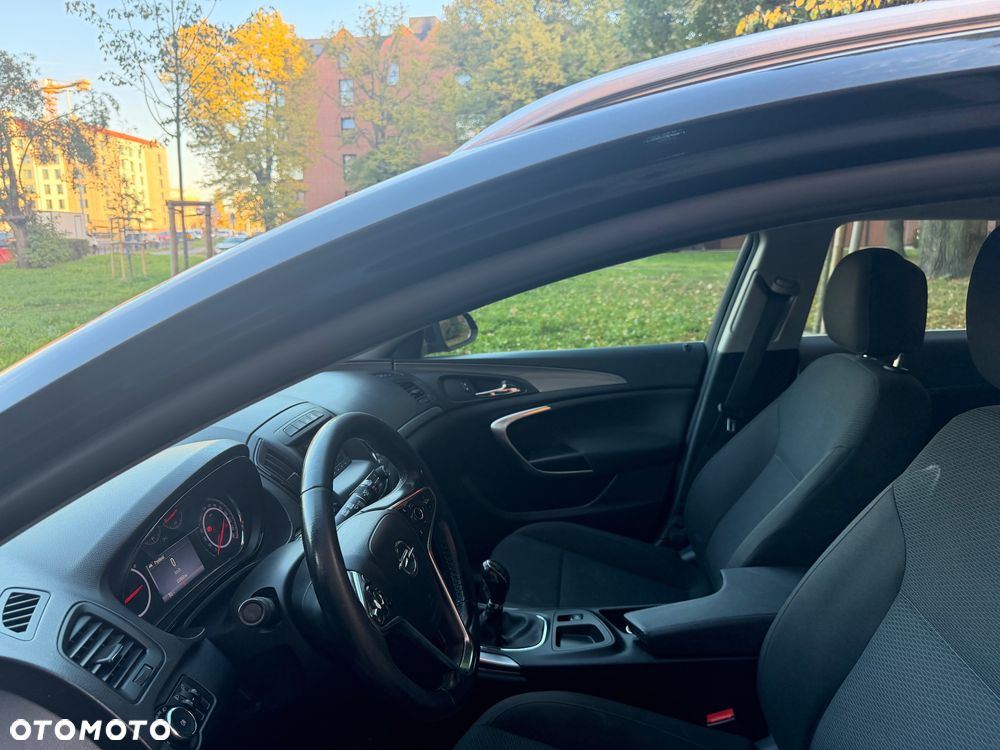 Opel Insignia - 13