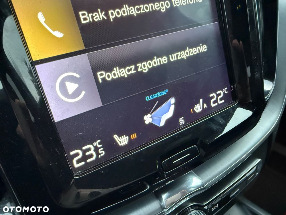 Volvo XC 60 D4 Geartronic Momentum Pro - 26