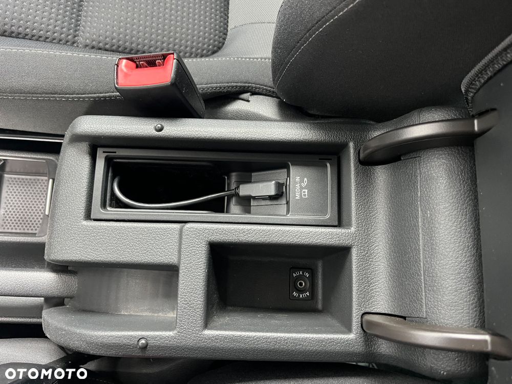 Volkswagen Golf Plus 1.2 TSI BlueMotion Technology Style - 24