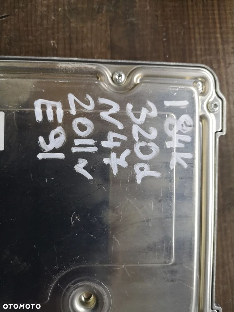 STEROWNIK SILNIKA 8512047 CAS 3 KLUCZYK BMW 320d 2.0d E90 184koni N47D20C - 4