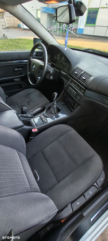 BMW Seria 5 - 8