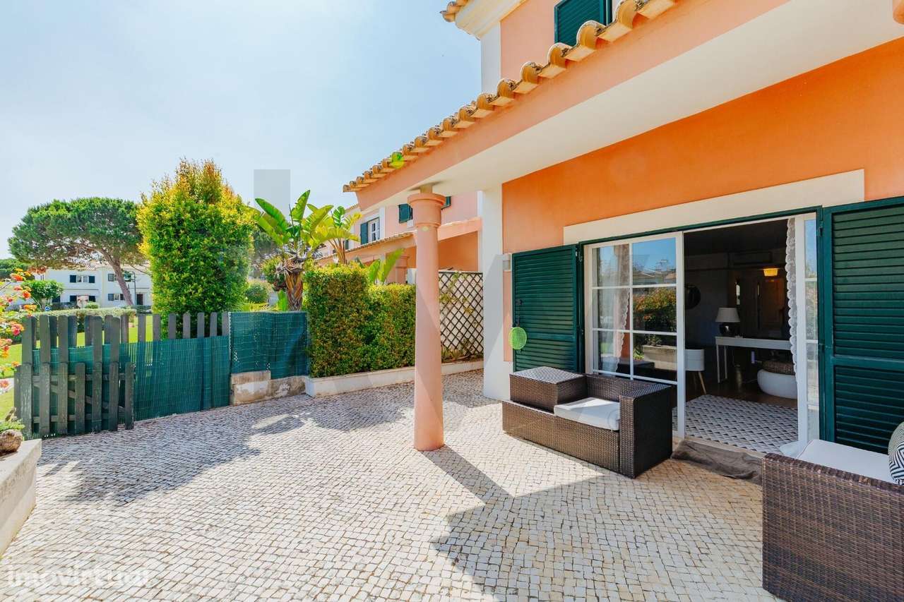 Imagine viver numa moradia em condomínio de luxo, na Vila Bicuda, junt - Grande imagem: 2/37