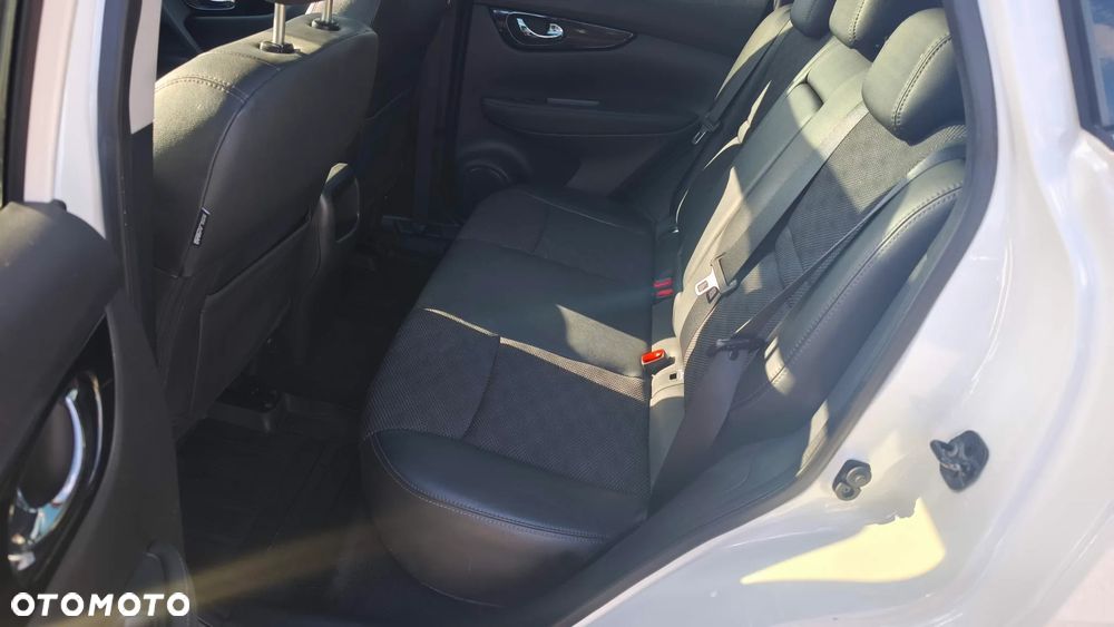 Nissan Qashqai 1.6 DIG-T Tekna - 8