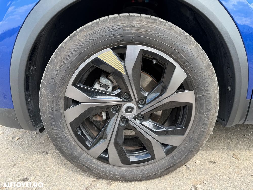 Renault Captur PHEV 160 Engineered - 10