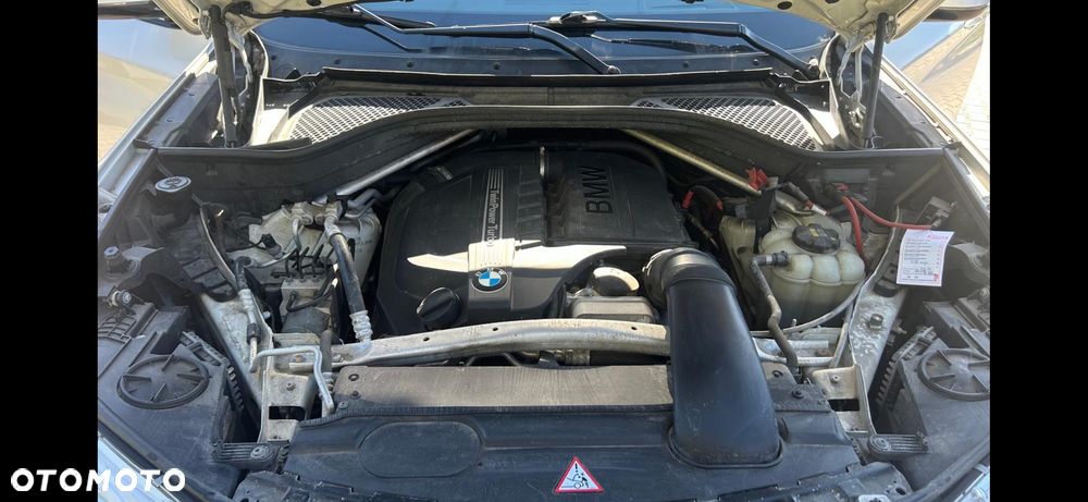 BMW X5 xDrive35i - 9