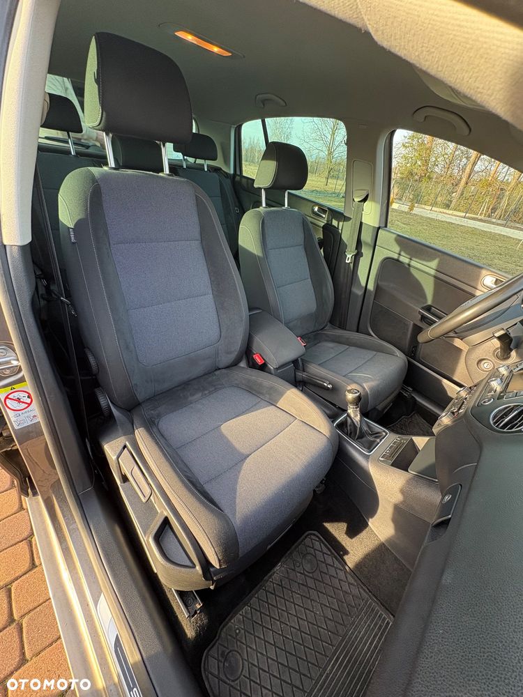 Volkswagen Golf Plus 1.6 TDI BlueMot Comfortline - 11