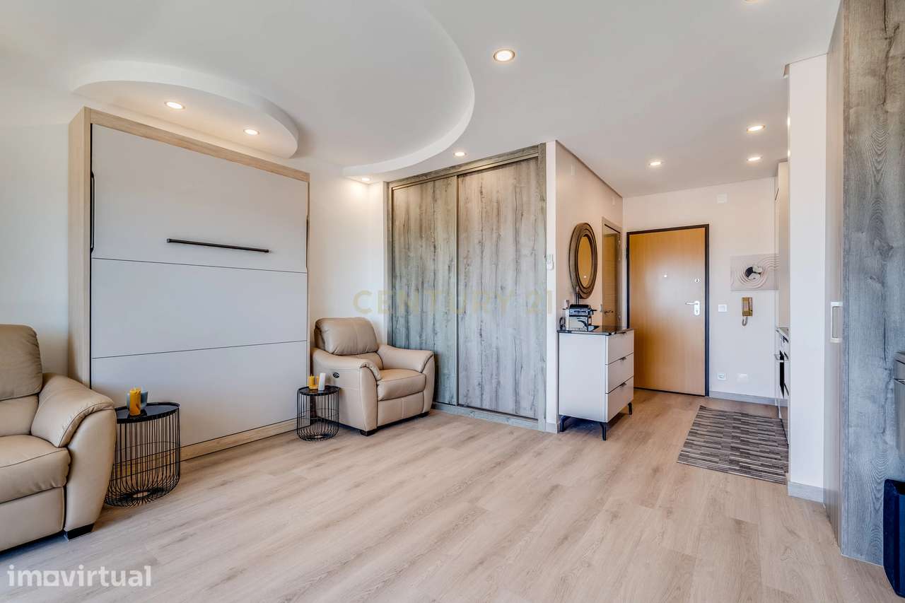 T0 Remodelado com Vista Mar 180° | Garagem | Albufeira - Grande imagem: 3/23