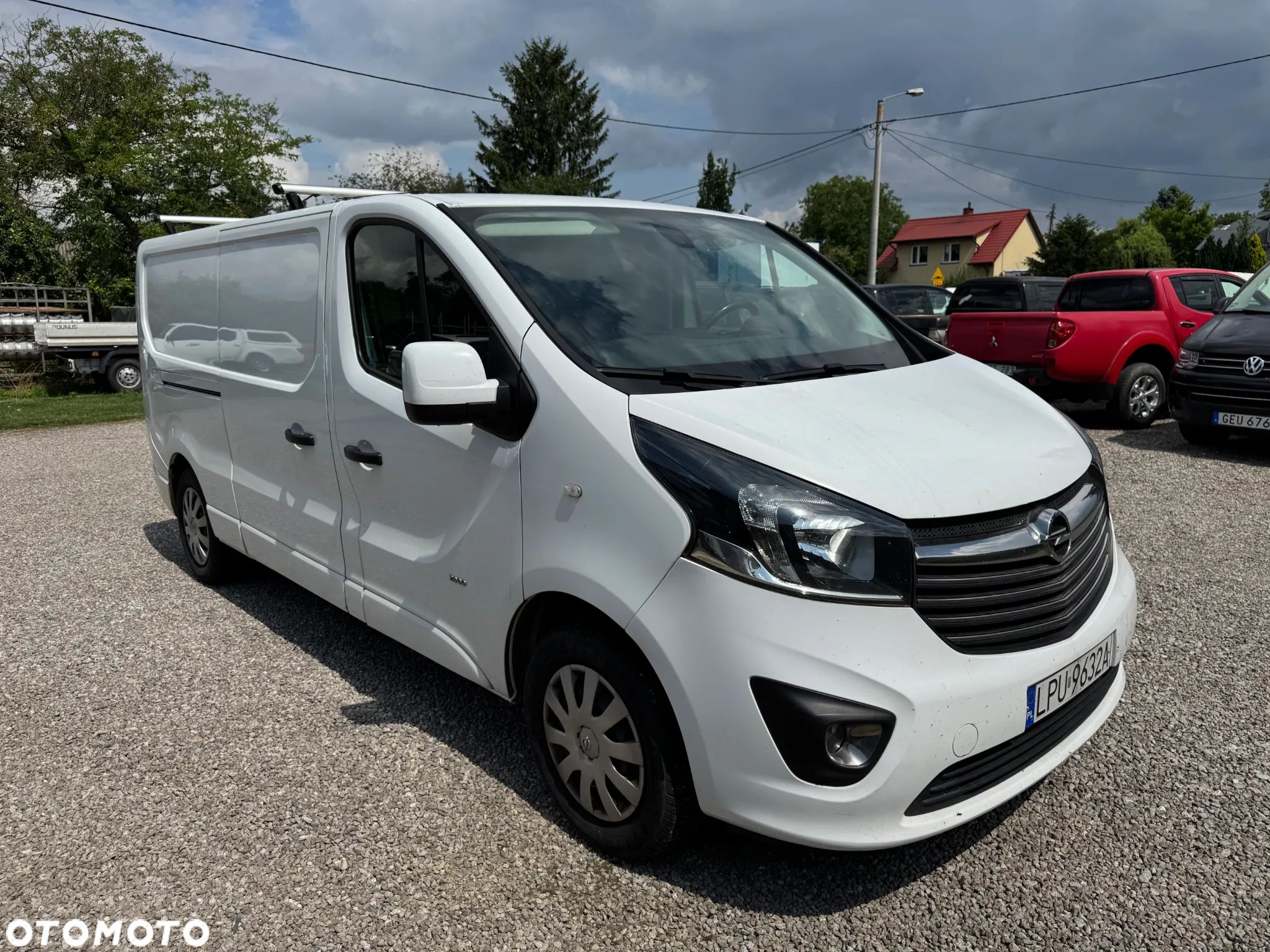 Opel Vivaro - 1