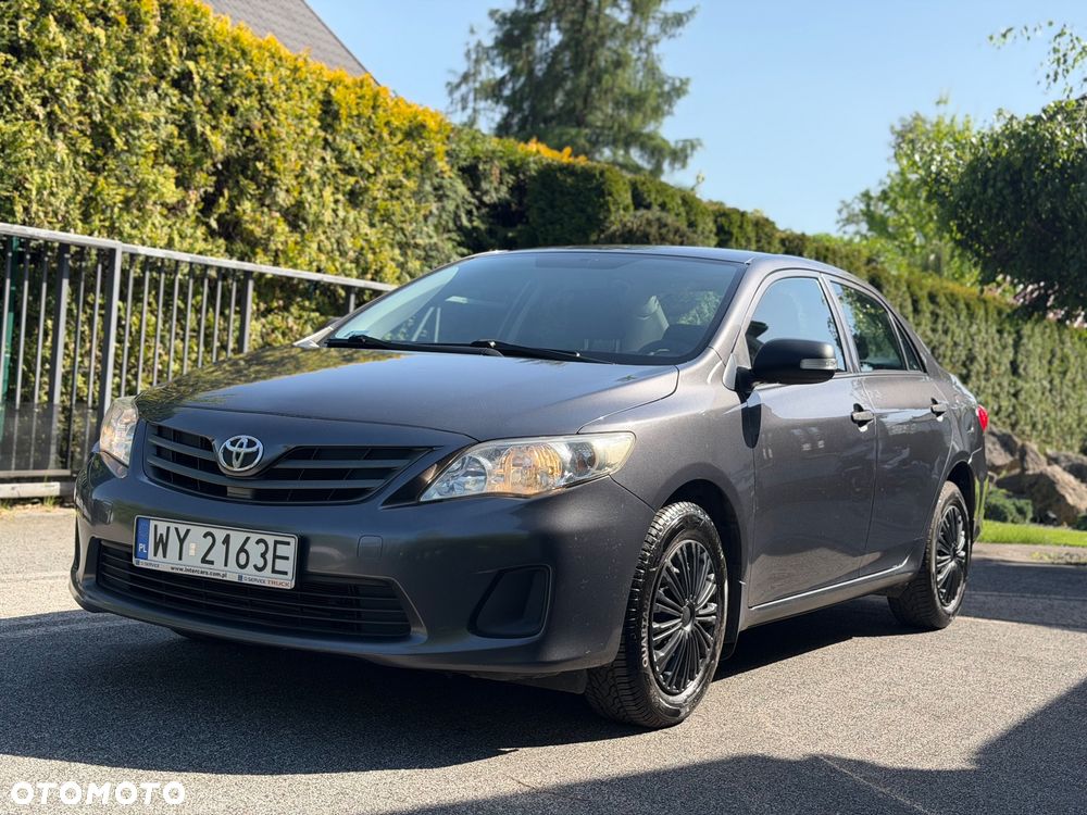Toyota Corolla 1.6 Luna - 1