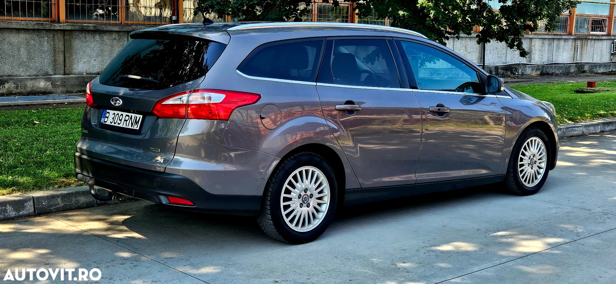 Ford Focus 1.6 TDCI DPF Titanium - 6