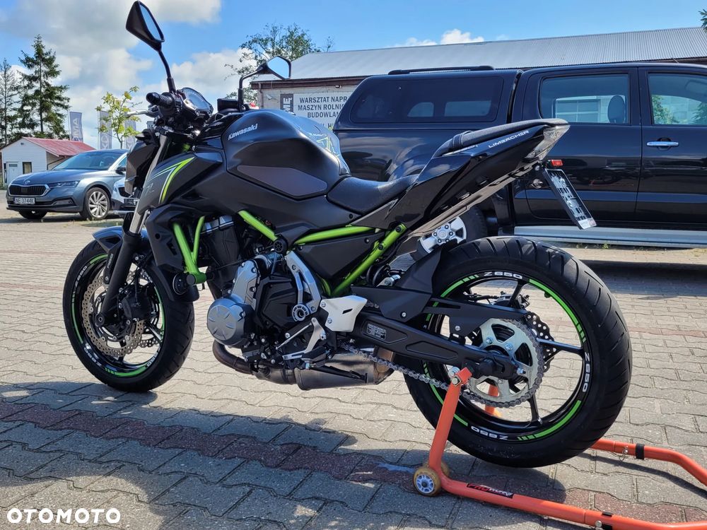 Kawasaki Z 650 - 22