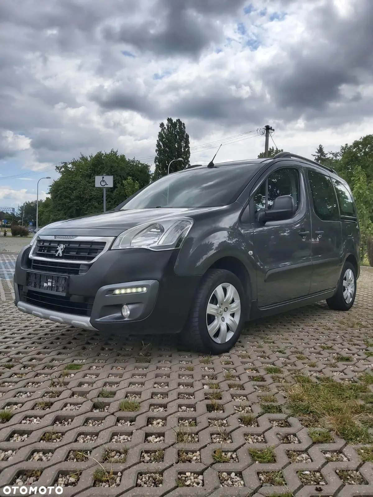 Peugeot Partner Tepee BlueHDi 100 Stop&Start Allure - 32