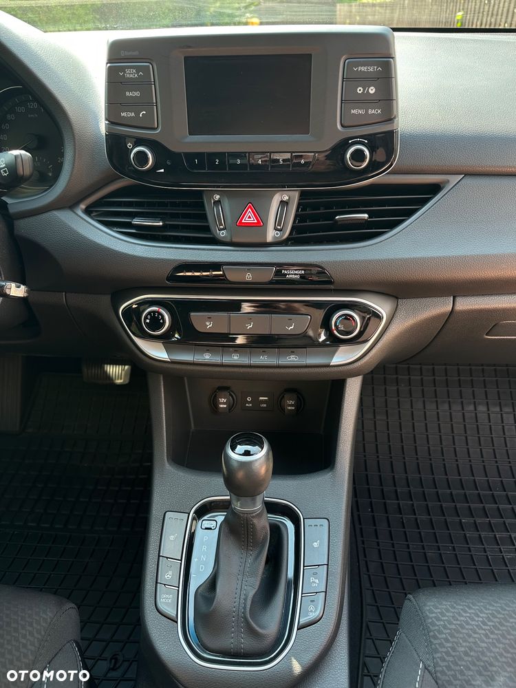 Hyundai i30 1.4 T-GDI Premium DCT - 11