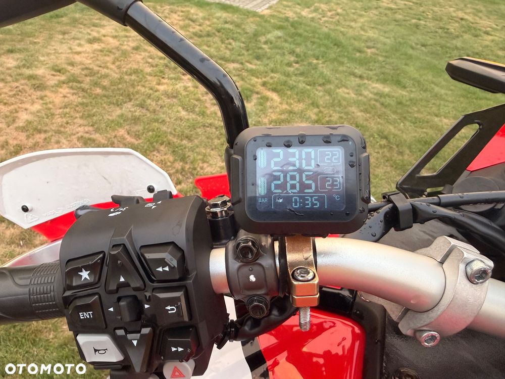 Honda CRF - 9