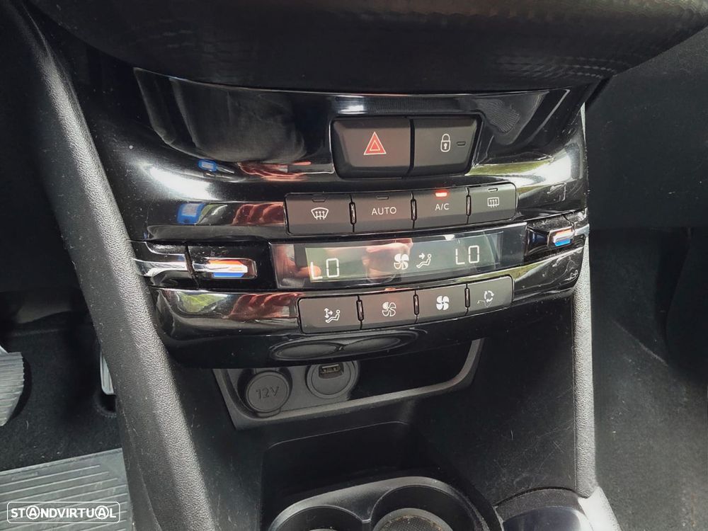 Peugeot 208 PureTech 110 Stop & Start Allure - 16