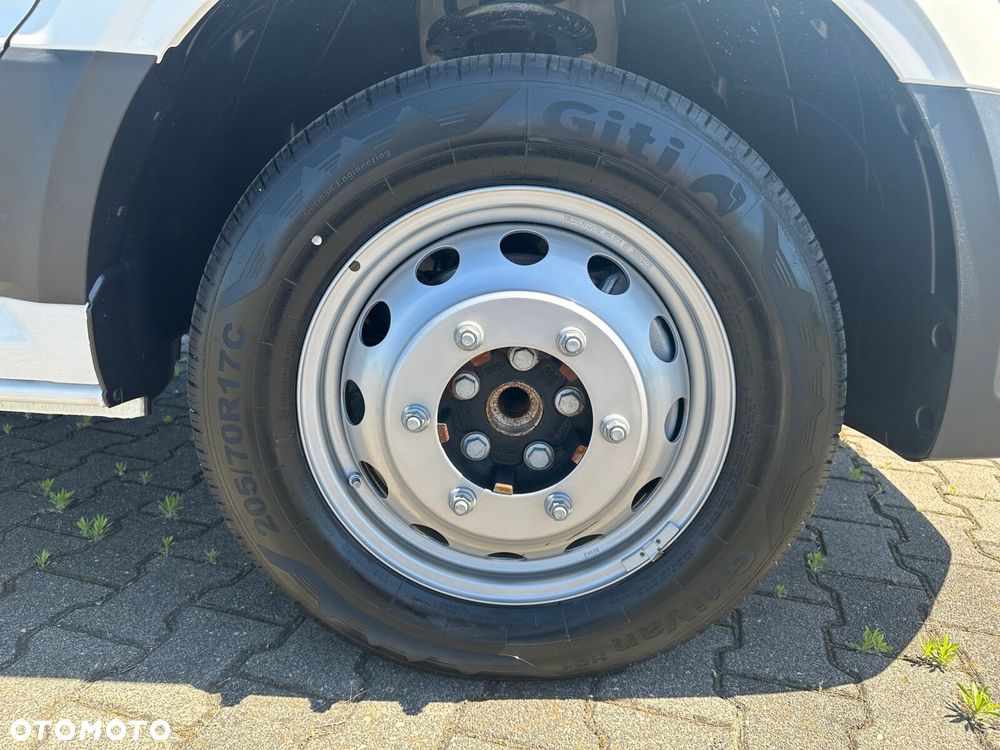 Volkswagen Crafter Skrzyniowy z podwójną kabiną - 29