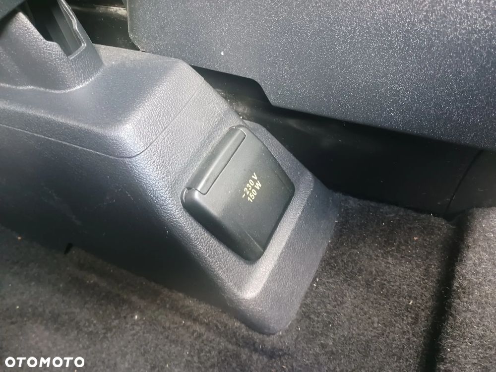 Ford Tourneo Custom 2.0 EcoBlue L1 Titanium - 11
