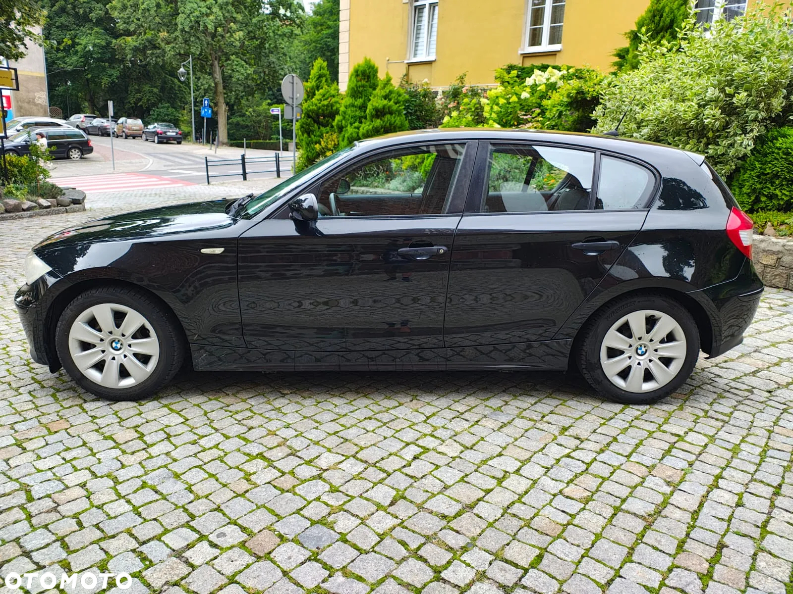 BMW Seria 1 116i - 32