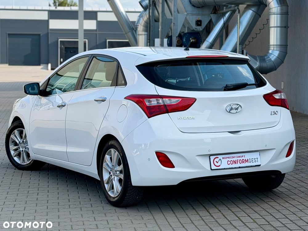Hyundai i30 1.6 Fifa World Cup Edition - 3