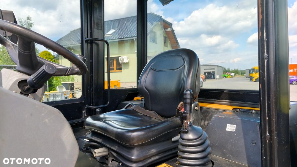 JCB 6 FT - 10