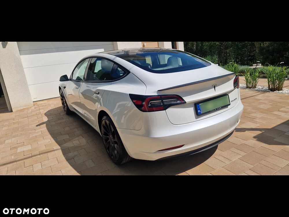 Tesla Model 3 Performance AWD - 17