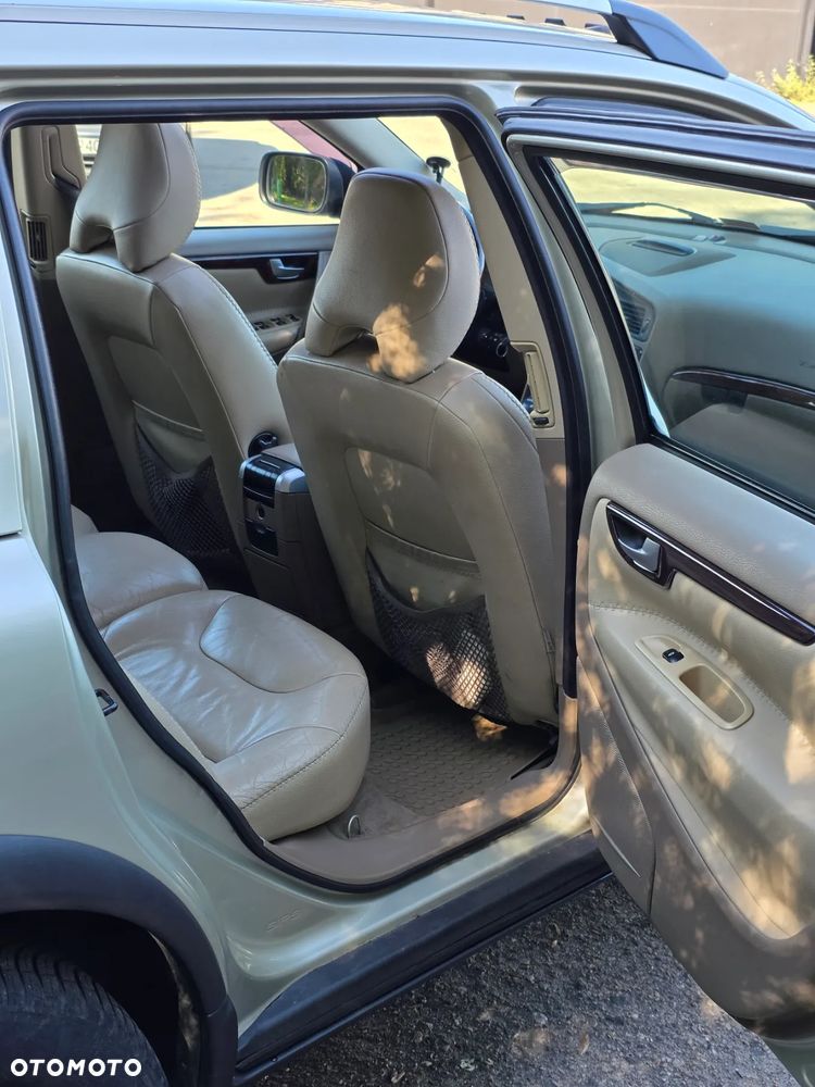 Volvo XC 70 D5 AWD Summum - 17