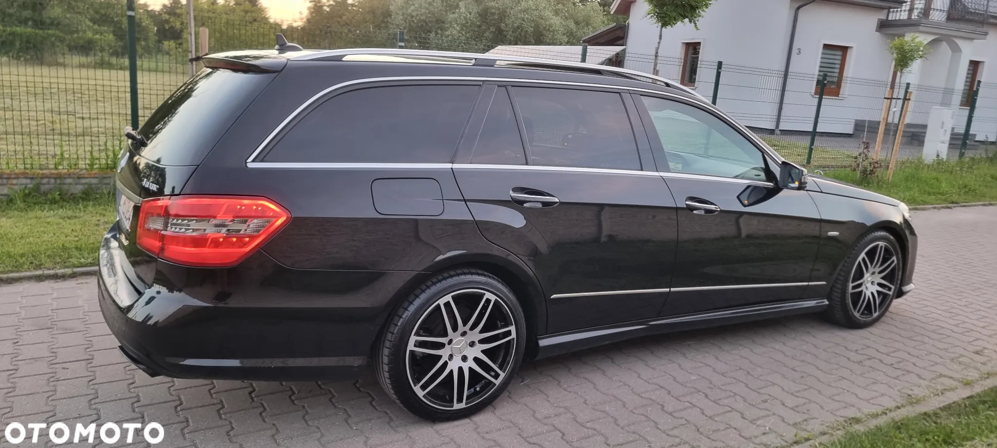 Mercedes-Benz Klasa E 350 CDI 4-Matic BlueEff Avantgarde - 9