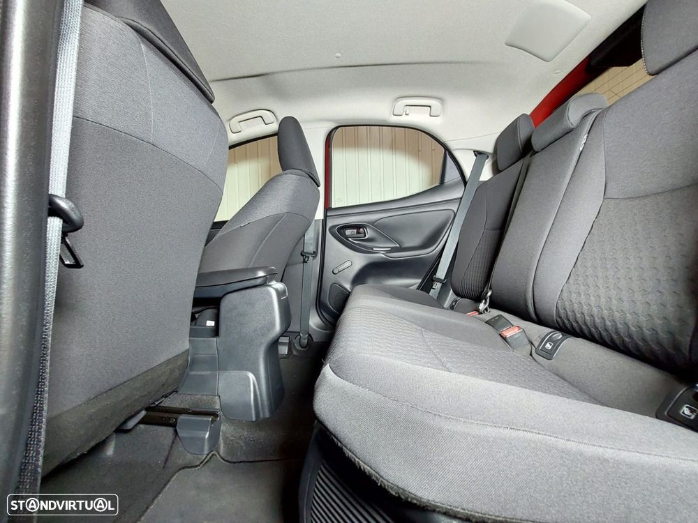 Toyota Yaris - 15