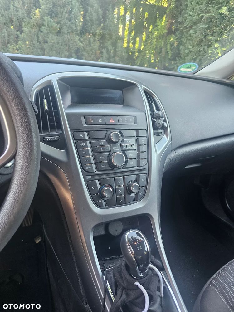 Opel Astra 1.6 - 11