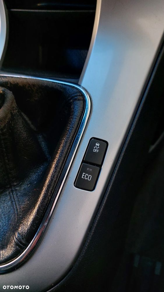 Chevrolet Cruze Station Wagon 1.4T LTZ - 30