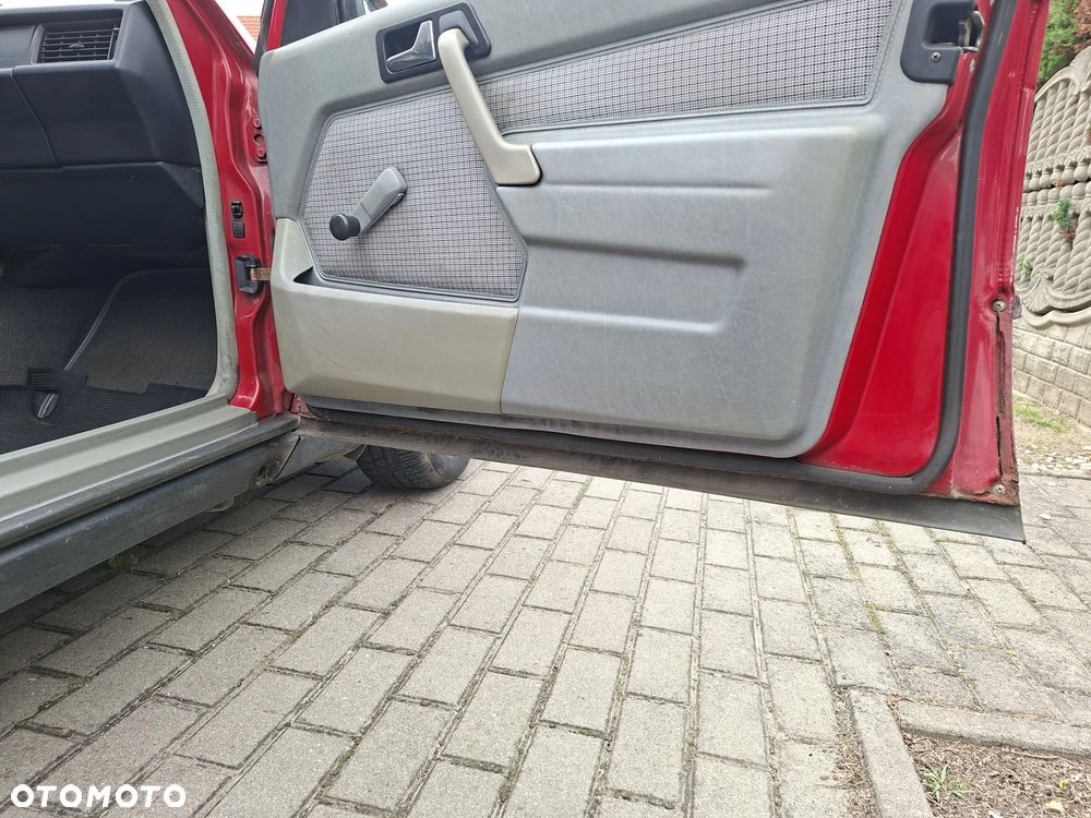Mercedes-Benz W201 (190) - 20