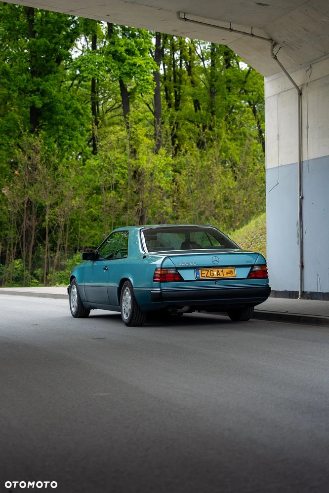 Mercedes-Benz W124 (1984-1993) - 6