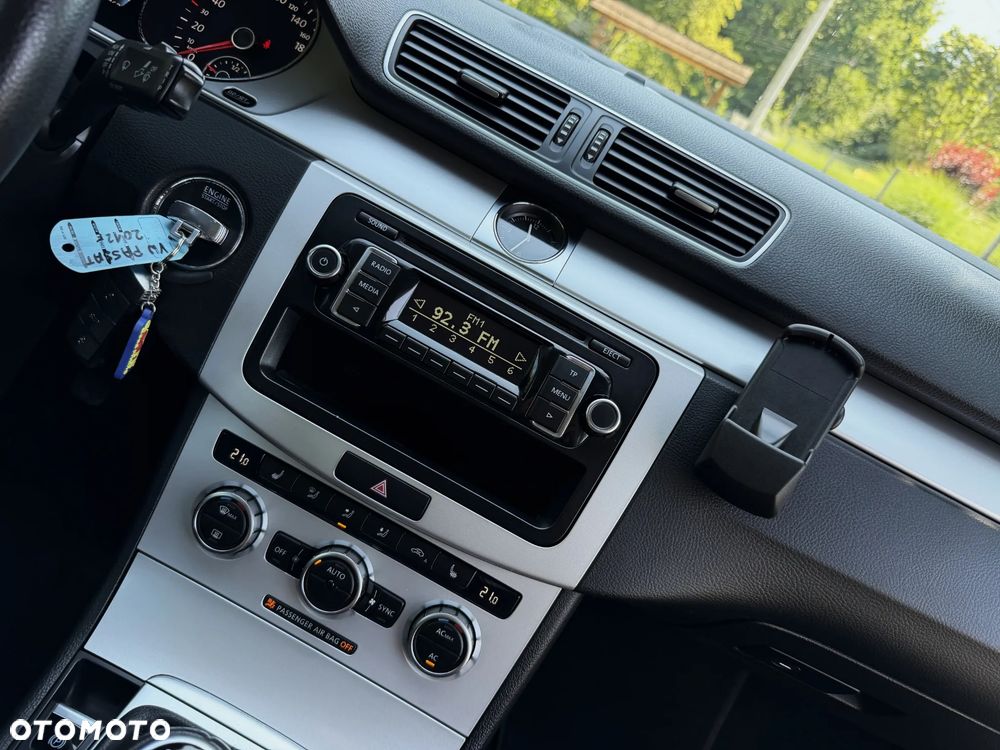 Volkswagen Passat 1.4 TSI BlueMotion Technology Comfortline - 35