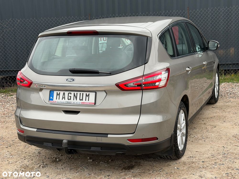 Ford S-Max - 30