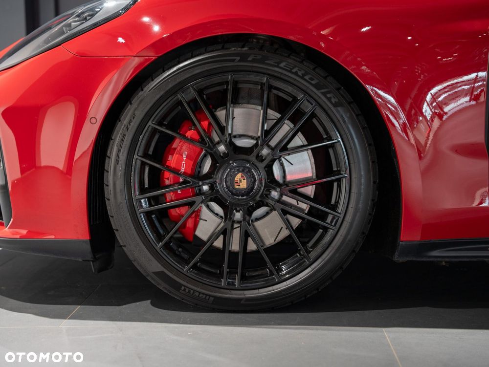 Porsche Panamera GTS - 8