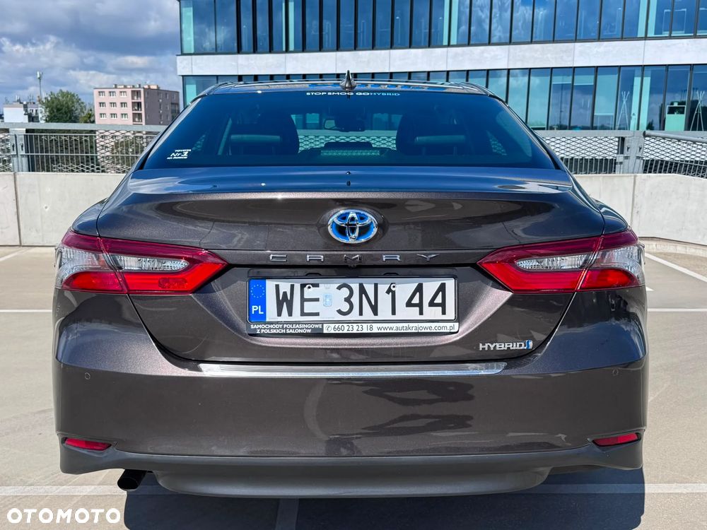 Toyota Camry 2.5 Hybrid Prestige CVT - 6