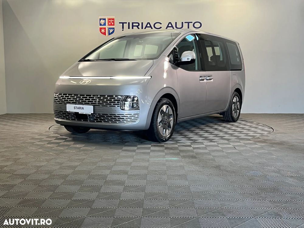 Hyundai Staria 1.6I 215CP 6AT 9 locuri HEV Premium - 2