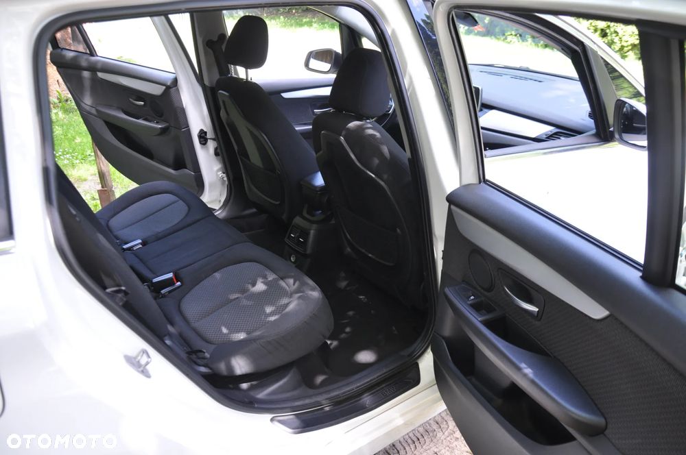 BMW Seria 2 218d Advantage sport - 27