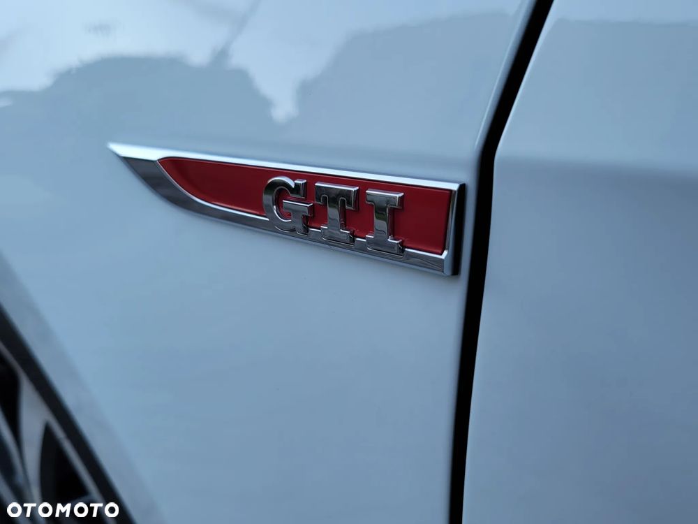 Volkswagen Golf VII 2.0 TSI BMT GTI Performance DSG - 32