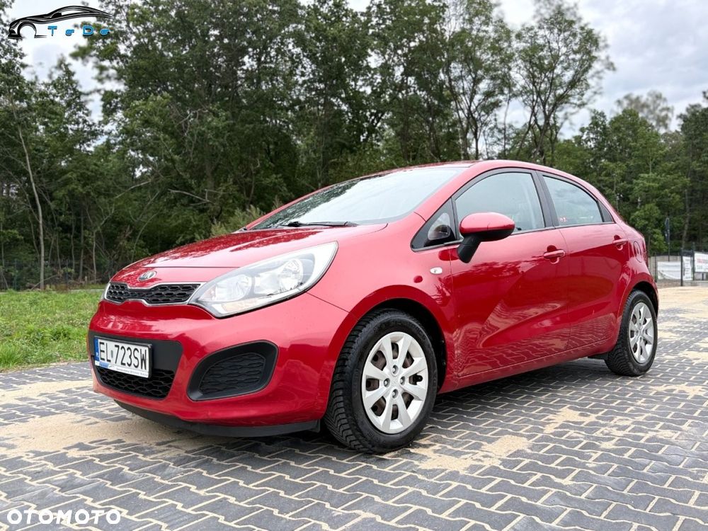 Kia Rio - 11