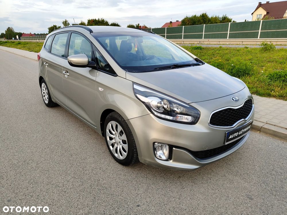 Kia Carens 1.7 CRDi M - 28