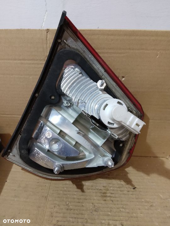 #LAMPA PRAWY TYŁ CITROEN C4 PICASSO nr 9653547677 - 3