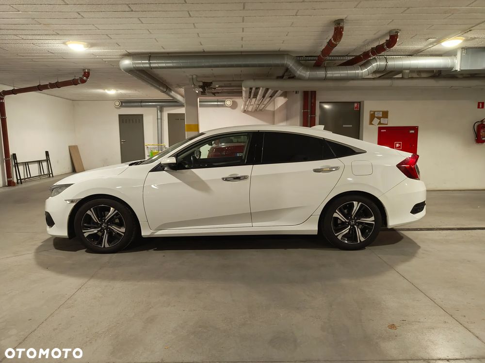 Honda Civic 1.5 T Elegance CVT - 8