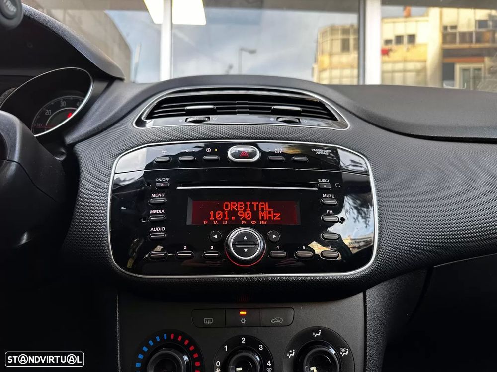 Fiat Punto 1.3 M-Jet Easy S&S - 19