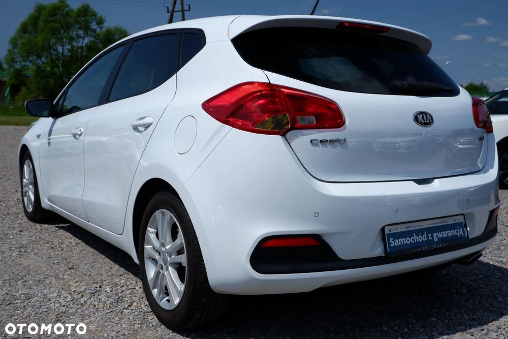 Kia Ceed 1.4 CRDi 90 Vision - 34