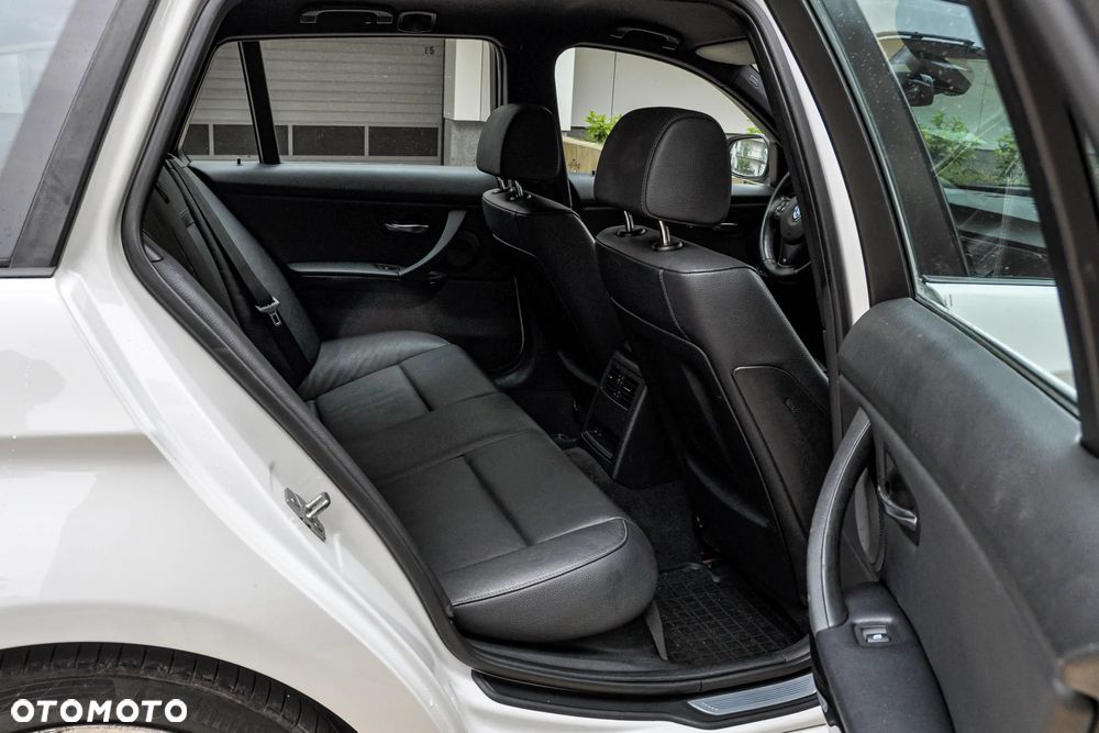 BMW Seria 3 - 13