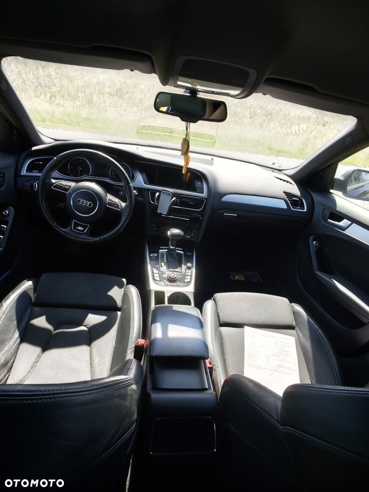 Audi A4 Avant 2.0 TDI Quattro Line S tronic - 5